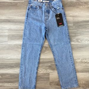 Levi’s Wedgie Straight High Rise Jeans